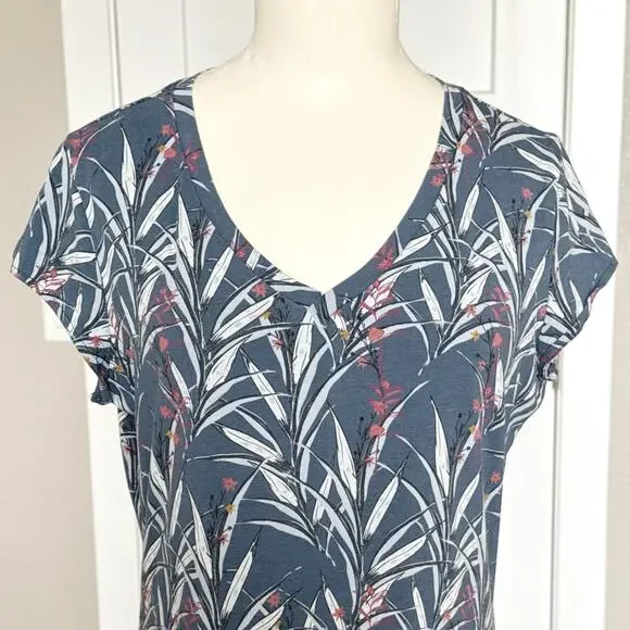 Kuhl Dusty Blue Botanical V Neck Cotton Blend T Shirt Women’s XS - Picture 4 of 7